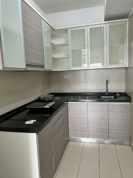 Service Residence for Rent at Tiara Mutiara / The Crown - Kim Lee - Kitchen - PropertyGuru.com.my