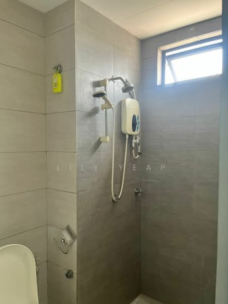 Service Residence for Rent at KL Traders Square - Lily Yeap - Bathroom - PropertyGuru.com.my