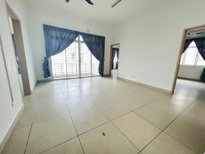 Rumah Berkembar untuk Disewa di Taman Nusa Bestari (Iskandar Puteri (Nusajaya)) - Liew . - Living Room - PropertyGuru.com.my