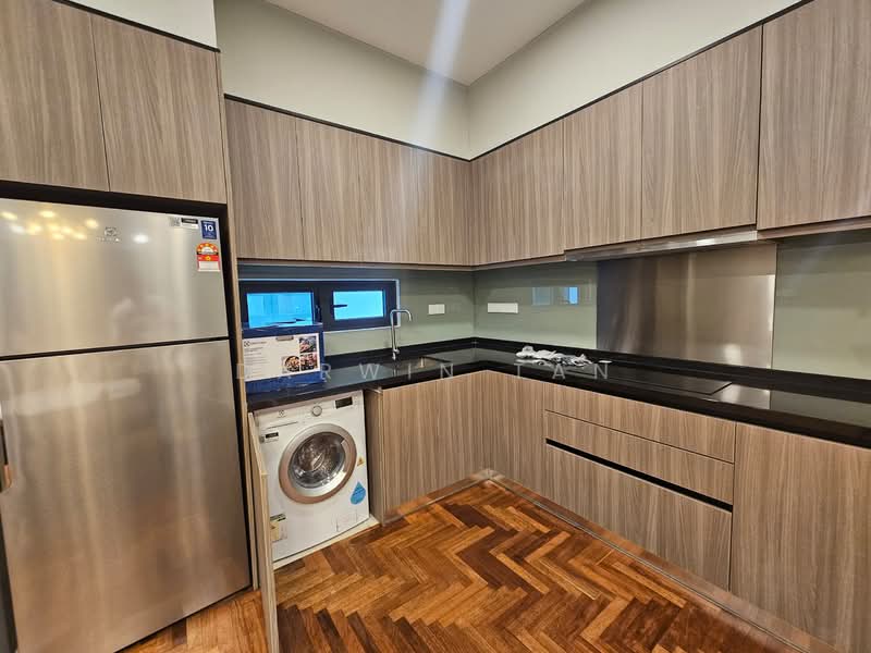 Servis Apartment untuk Disewa di Bloomsvale Menara Vista Petaling - Darwin Tan - Kitchen - PropertyGuru.com.my