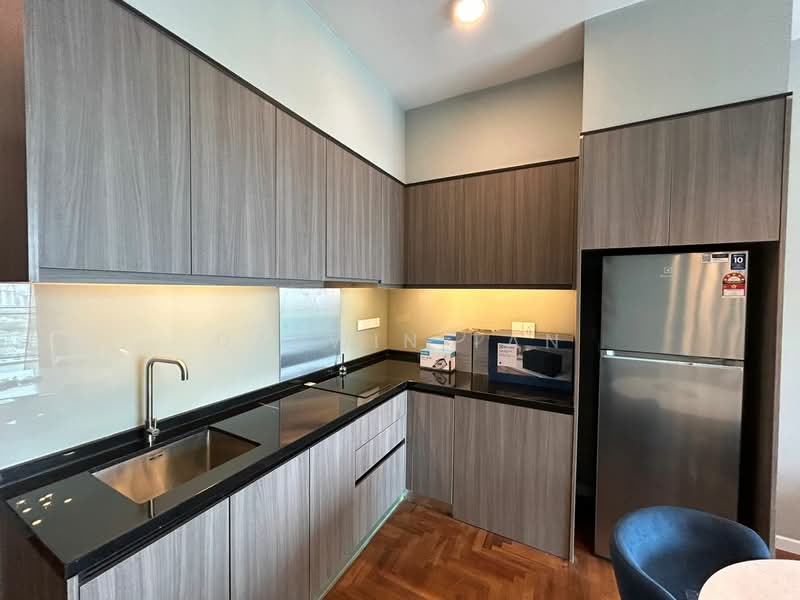 Servis Apartment untuk Disewa di Bloomsvale Menara Vista Petaling - Darwin Tan - Kitchen - PropertyGuru.com.my
