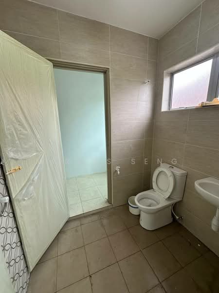 2-storey Terraced House for Sale in Tanjung Rambutan (Hulu Kinta) - Marcus Seng - Bathroom - PropertyGuru.com.my