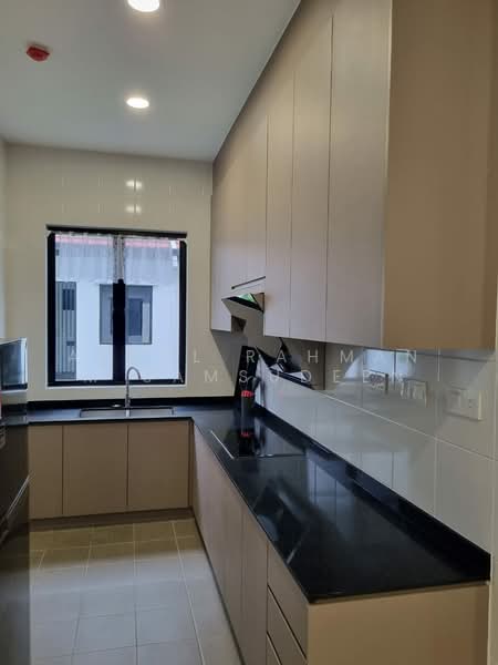 2-storey Terraced House for Rent in Setia Eco Glades (Cyberjaya) - Abdul Rahman M Samsudeen - Kitchen - PropertyGuru.com.my