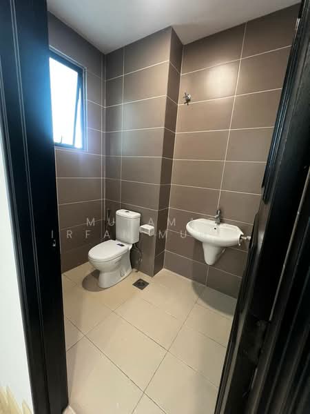 3-storey Terraced House for Rent in Alam Impian (Shah Alam) - Muhamad Irfan Muhamad Hafiz - Bathroom - PropertyGuru.com.my