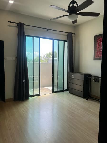 3-storey Terraced House for Rent in Alam Impian (Shah Alam) - Muhamad Irfan Muhamad Hafiz - Bedroom - PropertyGuru.com.my