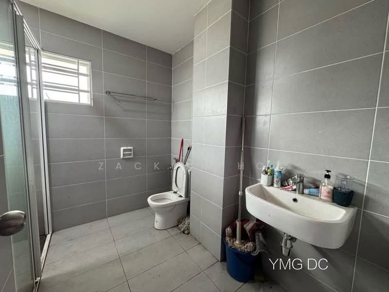 2-storey Terraced House for Sale in Taman Sentosa (Klang) - Zackinn Hoi - Bathroom - PropertyGuru.com.my