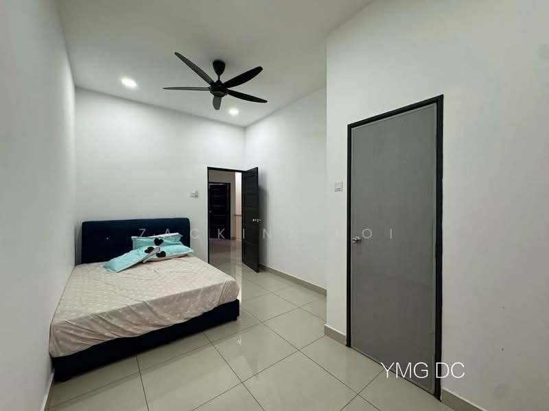 2-storey Terraced House for Sale in Taman Sentosa (Klang) - Zackinn Hoi - Bedroom - PropertyGuru.com.my