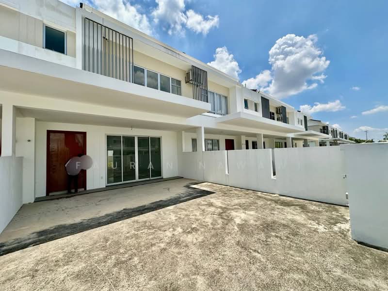 Rumah Teres 2 Tingkat untuk Dijual di Banting (Selangor) - Fauran Nawawi - PropertyGuru.com.my