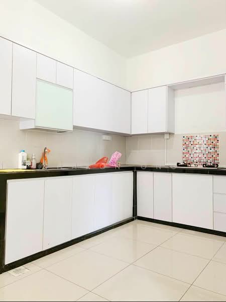 Rumah Kluster untuk Dijual di Taman Adda Heights (Tebrau) - Sharon Ong - Kitchen - PropertyGuru.com.my