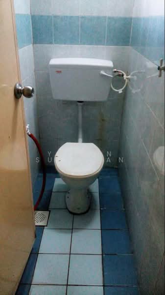 Flat for Sale at PPR Kerinchi Lembah Pantai - Yasmin Sulaiman - Bathroom - PropertyGuru.com.my
