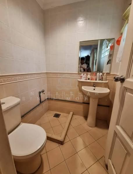 Rumah Teres 2 Tingkat untuk Dijual di Seksyen 28, Taman Alam Megah (Shah Alam) - Nuraishah Binti Mohamed Azmi - PropertyGuru.com.my