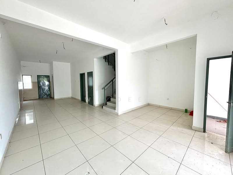 Rumah Teres 2 Tingkat untuk Dijual di Taman Mutiara Gading (Batu Pahat) - WK Dee - Interior - PropertyGuru.com.my