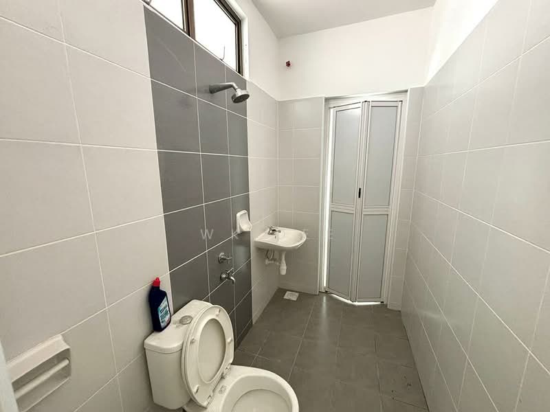 Rumah Teres 2 Tingkat untuk Dijual di Taman Mutiara Gading (Batu Pahat) - WK Dee - PropertyGuru.com.my