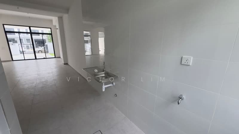 Rumah Teres 2 Tingkat untuk Dijual di Taman Mount Austin (Tebrau) - Victor Lim - PropertyGuru.com.my
