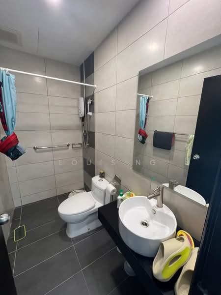 Service Residence for Sale at Molek Regency - Louis Ng - PropertyGuru.com.my