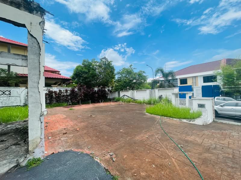 Bungalow for Sale in Bandar Kinrara (Selangor) - Allvin Teh - Exterior - PropertyGuru.com.my