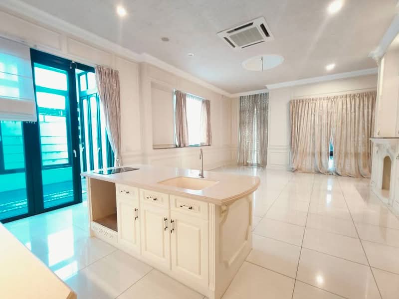 Semi-Detached House for Sale in Bukit Indah (Iskandar Puteri (Nusajaya)) - Daniel Yong - Kitchen - PropertyGuru.com.my