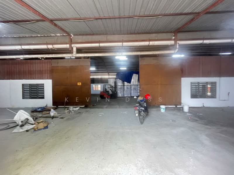 Warehouse for Rent in Taman Bukit Kemuning (Shah Alam) - Kevin Dass - Interior - PropertyGuru.com.my