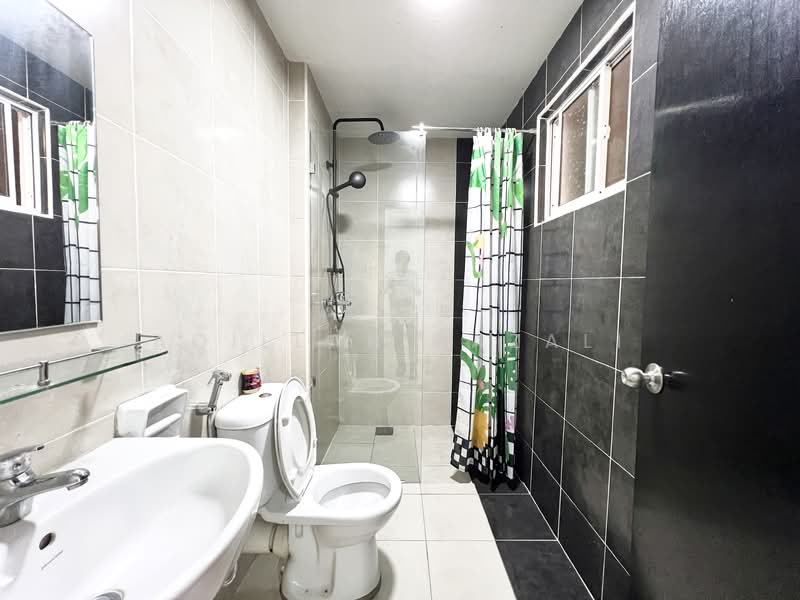 Condominium for Rent at Armanee Terrace - Aqillah Razali - Bathroom - PropertyGuru.com.my
