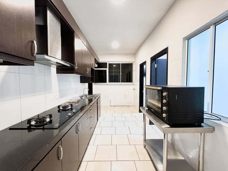 Condominium for Rent at Armanee Terrace - Aqillah Razali - Kitchen - PropertyGuru.com.my