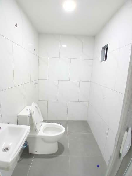 1-storey Terraced House for Sale in Skudai (Johor) - Daniel Yong - Bathroom - PropertyGuru.com.my
