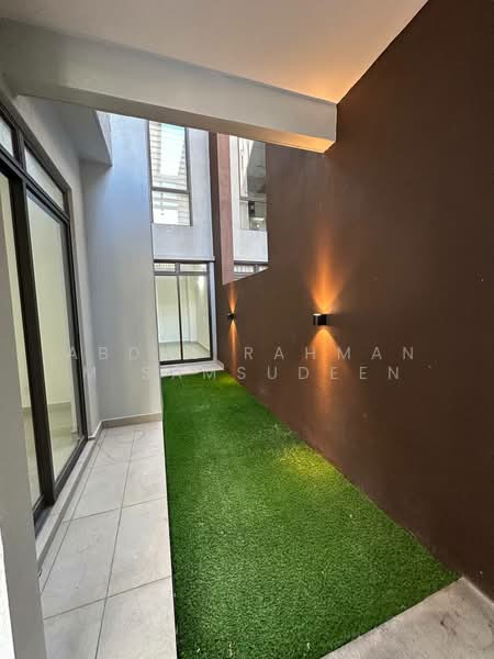 Rumah Teres 3 Tingkat untuk Disewa di Cyberjaya (Selangor) - Abdul Rahman M Samsudeen - Exterior - PropertyGuru.com.my