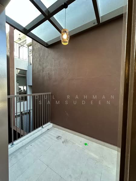 Rumah Teres 3 Tingkat untuk Disewa di Cyberjaya (Selangor) - Abdul Rahman M Samsudeen - Balcony - PropertyGuru.com.my