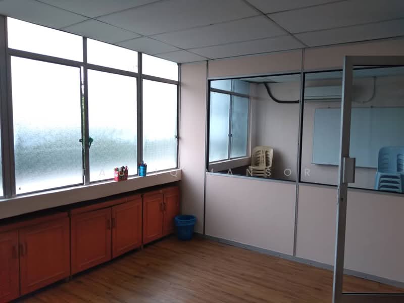 Shop / Office for Rent in Taman Nirwana (Ampang) - Taufiq Mansor - Interior - PropertyGuru.com.my