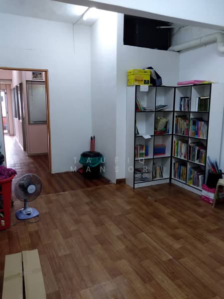 Shop / Office for Rent in Taman Nirwana (Ampang) - Taufiq Mansor - Study - PropertyGuru.com.my