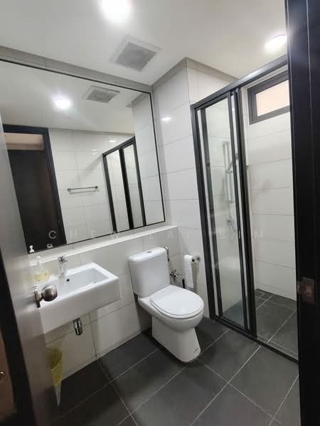 Condominium for Sale at The Tamarind - Chew Lai Sim - Bathroom - PropertyGuru.com.my
