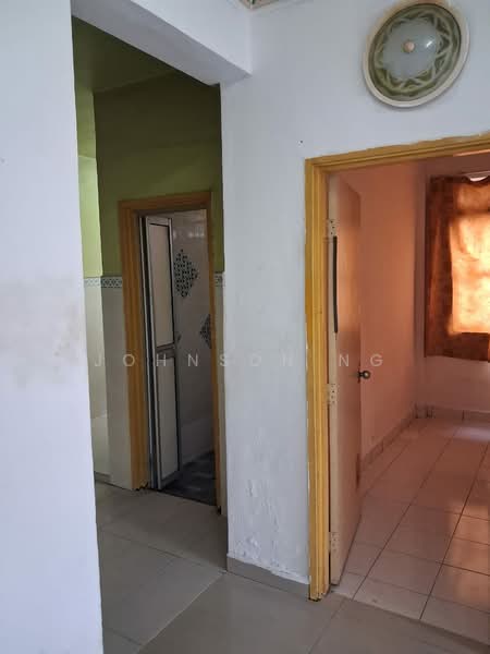 Flat for Sale at Taman Koperasi Cuepacs - Johnson Ng - Interior - PropertyGuru.com.my