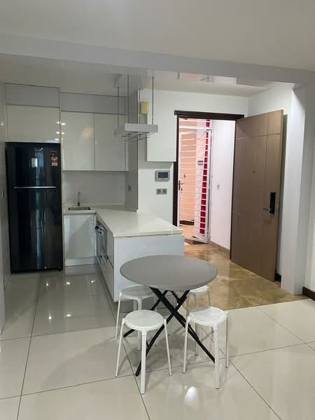 Service Residence for Sale at Paragon Residences @ Straits View - Sin Yie - PropertyGuru.com.my