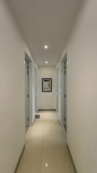 Servis Apartment untuk Disewa di United Point (Residensi Berpadu) - Ethan Loke - Corridor - PropertyGuru.com.my