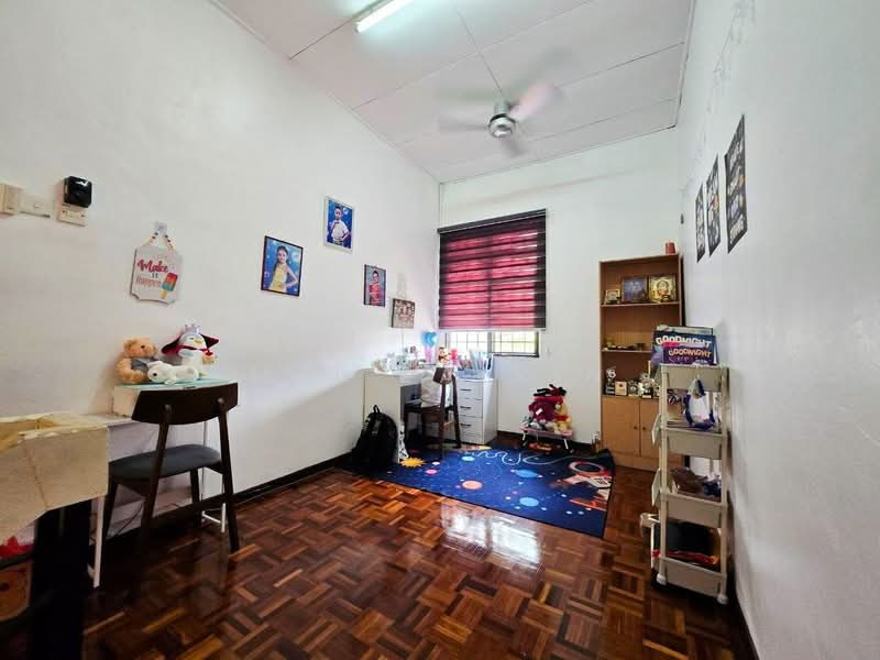 Rumah Teres 2 Tingkat untuk Dijual di Bandar Kinrara (Selangor) - M.J Zairin - Bedroom - PropertyGuru.com.my