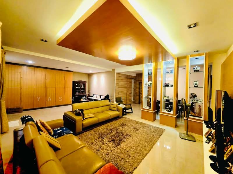 Bungalow for Sale in Bandar Nusa Rhu (Shah Alam) - Yasmin Sulaiman - Living Room - PropertyGuru.com.my