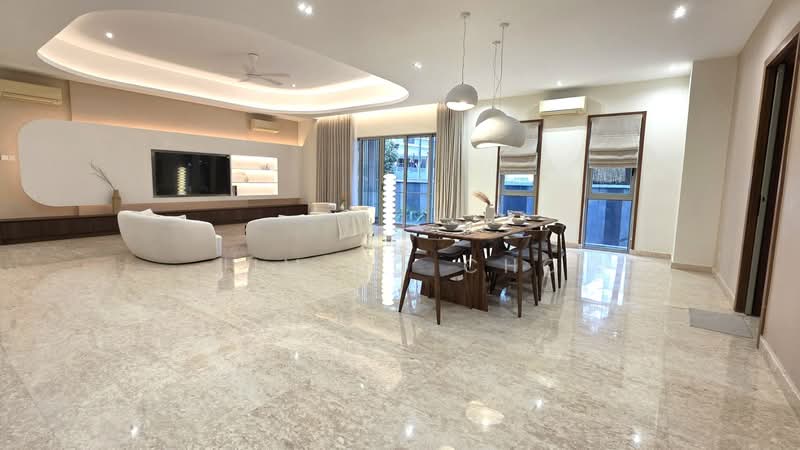 Kondominium untuk Dijual di 9 Madge - Jim Ho Cho - Living Room - PropertyGuru.com.my