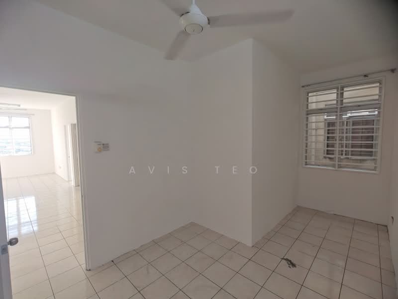 Apartment for Sale at Angkasa Apartment - Avis Teo - PropertyGuru.com.my