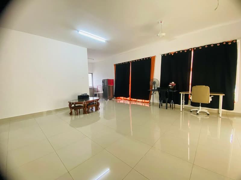 Semi-Detached House for Sale in Shah Alam (Selangor) - Johary Adzhar - Living Room - PropertyGuru.com.my