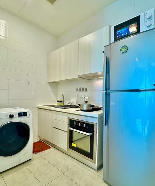 Servis Apartment untuk Disewa di Paragon Suites @ CIQ - Jessy Koh - Kitchen - PropertyGuru.com.my
