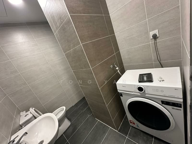 Servis Apartment untuk Disewa di EDUSENTRAL - Fong Yan - Bathroom - PropertyGuru.com.my