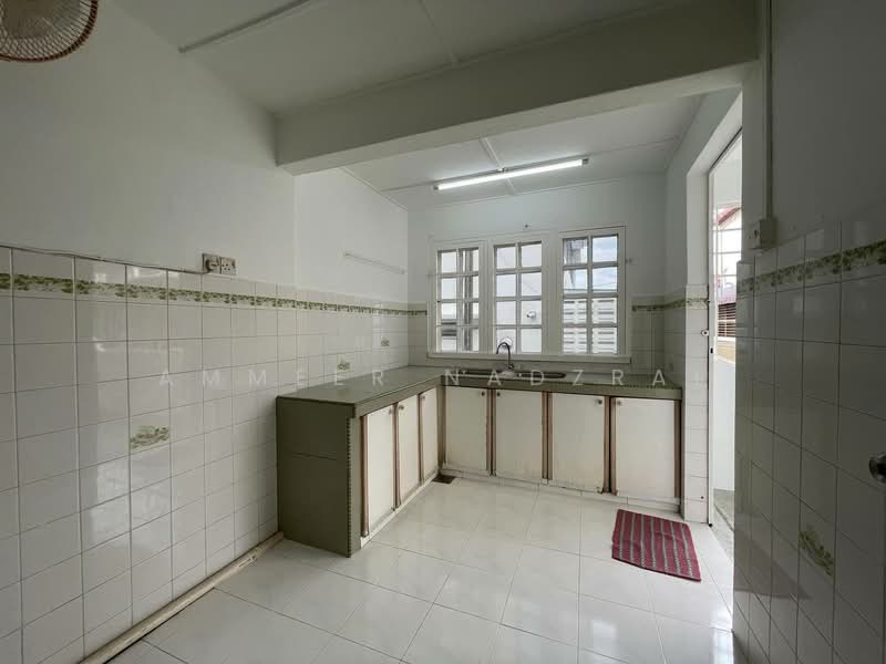 Rumah Teres 2 Tingkat untuk Dijual di Usj 9 (Subang Jaya) - Ammeer Nadzrai - Kitchen - PropertyGuru.com.my