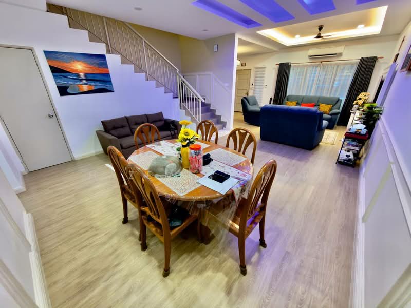 2-storey Terraced House for Sale in Taman Seri Mewah (Kapar) - Hazeman Omar - Living Room - PropertyGuru.com.my