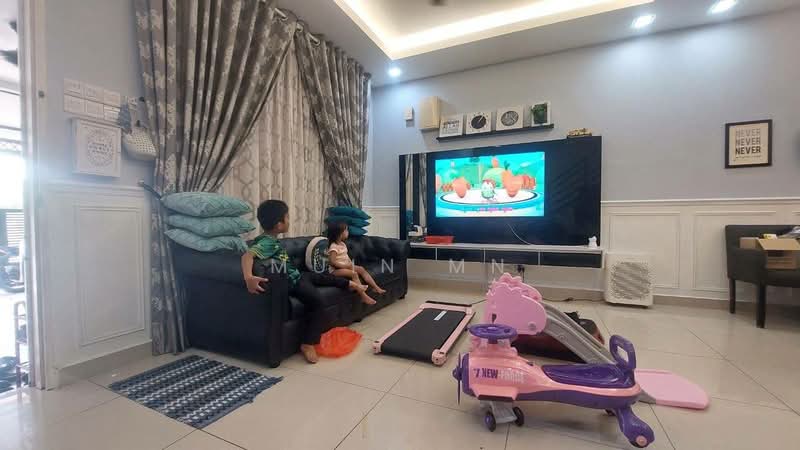 Terraced House for Sale in Klang (Selangor) - Muin Mn - Living Room - PropertyGuru.com.my