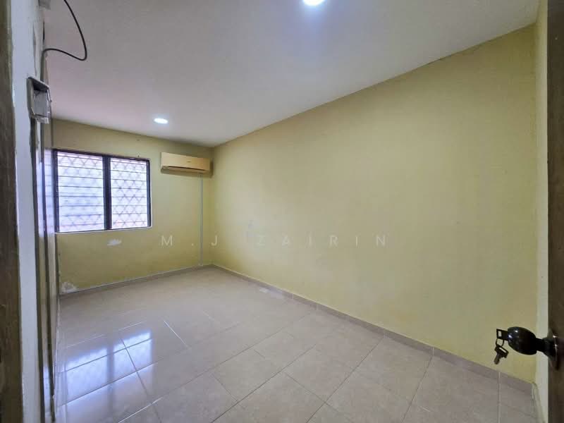 Rumah Flat untuk Dijual di Pandan Indah Flat (Rumah Pangsa 610) - M.J Zairin - Interior - PropertyGuru.com.my
