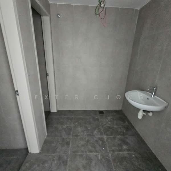 Kedai / Pejabat untuk Disewa di Jalan Klang Lama (Old Klang Road) (Kuala Lumpur) - Dexter Chong - Bathroom - PropertyGuru.com.my
