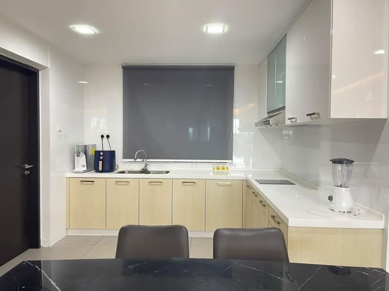 Pangsapuri untuk Disewa di Molek Pine 4 - Jun Wang - PropertyGuru.com.my