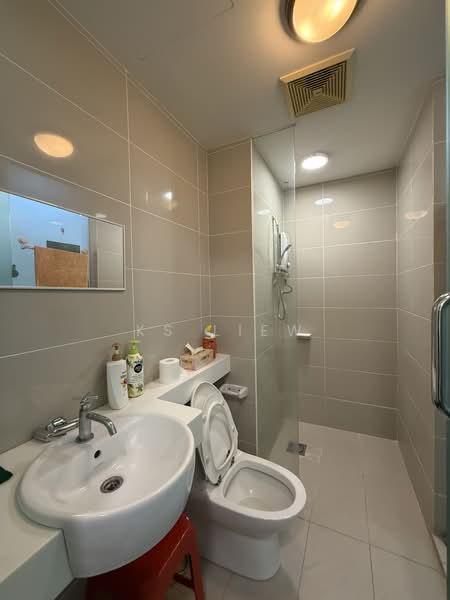 Servis Apartment untuk Disewa di The Scott Garden SOHO - KS Liew - Bathroom - PropertyGuru.com.my