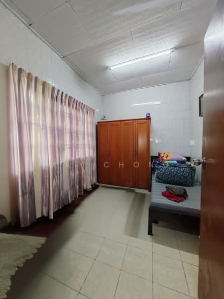 2-storey Terraced House for Sale in Taman Impian Emas (Skudai) - May Chong - Bedroom - PropertyGuru.com.my