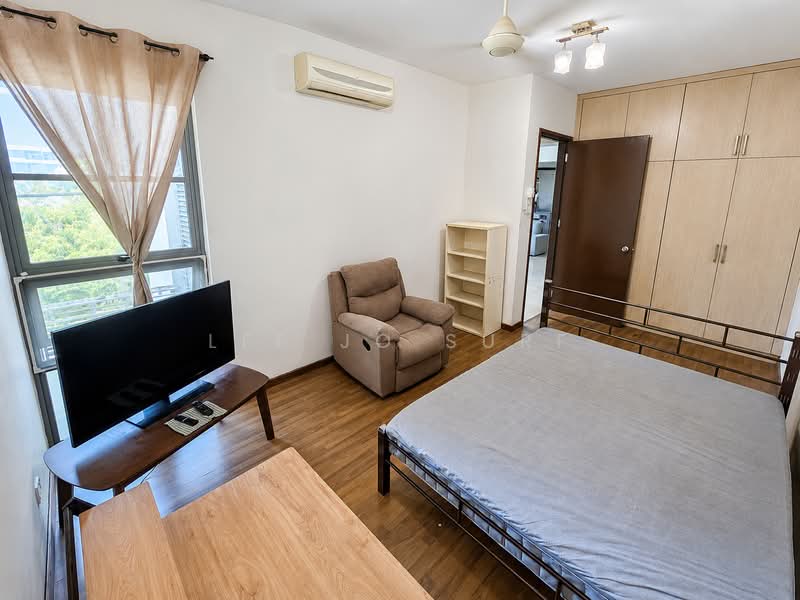Service Residence for Sale at Saujana Residency - Lee Jo Surf - Bedroom - PropertyGuru.com.my