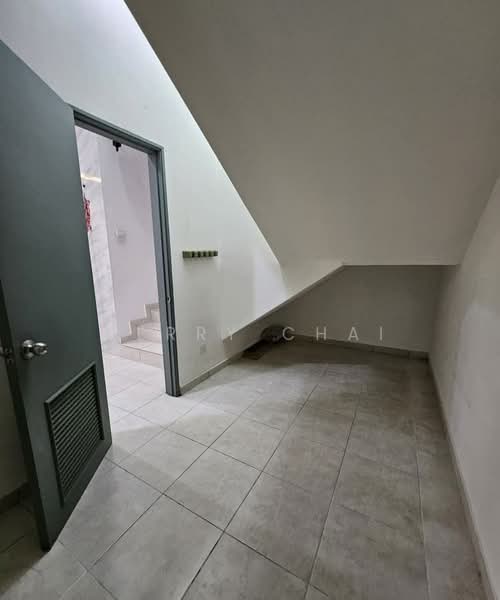 Service Residence for Rent at The Zizz @ Damansara North - Perry Chai - Entrance - PropertyGuru.com.my